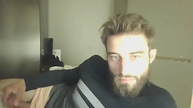 Vekie 007 online show from 05.12.26