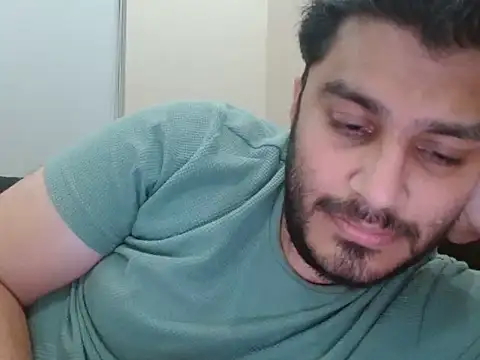 Snapshot of robintoit chatting on 07.12.26 robintoit online show from 07.12.26