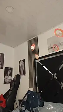 Natasha milf   online show from 12.18.25