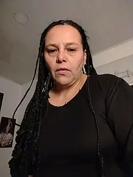 Snapshot of Natasha_milf__ chatting on 06.04.26 Natasha milf online show from 06.04.26