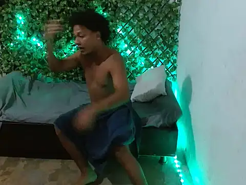 Snapshot of nedd_master chatting on 01.09.26 nedd master online show from 01.09.26