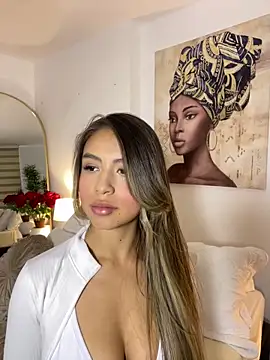  laura 02 online show from 01.26.25