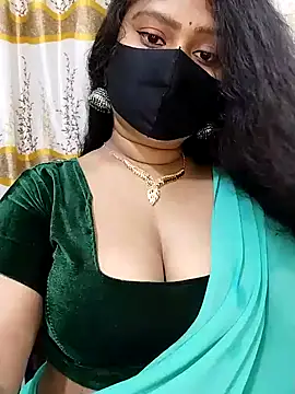 Idhika Paul online show from 02.17.25