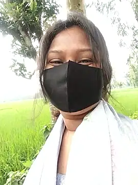 Idhika Paul online show from 09.15.25