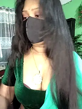 Idhika Paul online show from 09.23.25