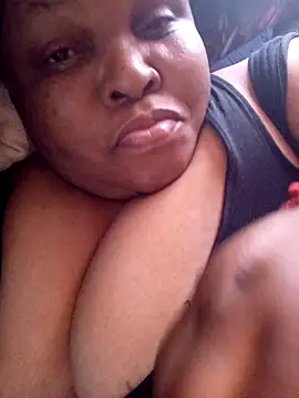 Snapshot of HOTSUGARX5 chatting on 12.16.24 HOTSUGARX5 online show from 12.16.24