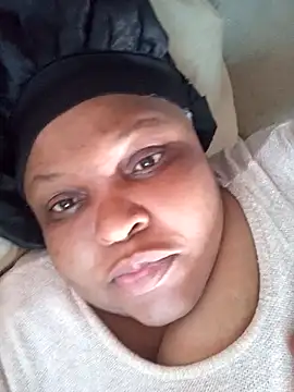 Snapshot of HOTSUGARX5 chatting on 12.21.24 HOTSUGARX5 online show from 12.21.24