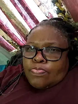 Snapshot of HOTSUGARX5 chatting on 12.27.24 HOTSUGARX5 online show from 12.27.24