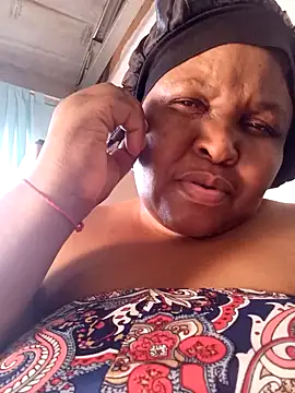 Snapshot of HOTSUGARX5 chatting on 01.09.25 HOTSUGARX5 online show from 01.09.25