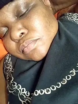 Snapshot of HOTSUGARX5 chatting on 02.19.25 HOTSUGARX5 online show from 02.19.25