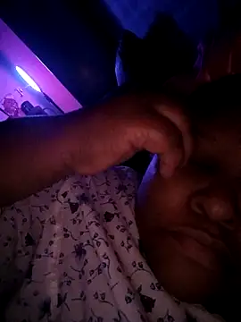 Snapshot of HOTSUGARX5 chatting on 10.18.25 HOTSUGARX5 online show from 10.18.25