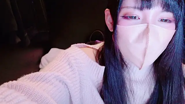 Snapshot of maataaan chatting on 11.16.25 maataaan online show from 11.16.25