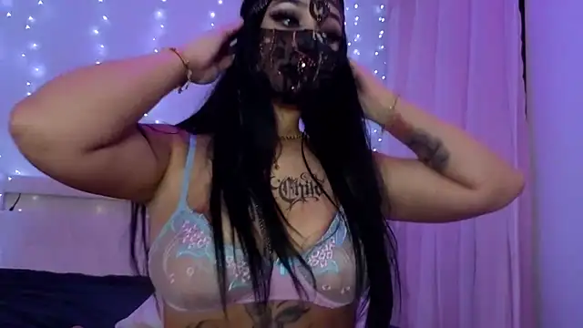 kamila french online show from 04.18.26