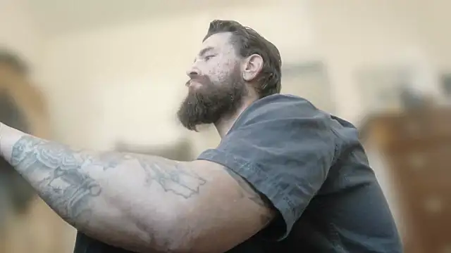 Armyexhibitionistvet online show from 09.18.25