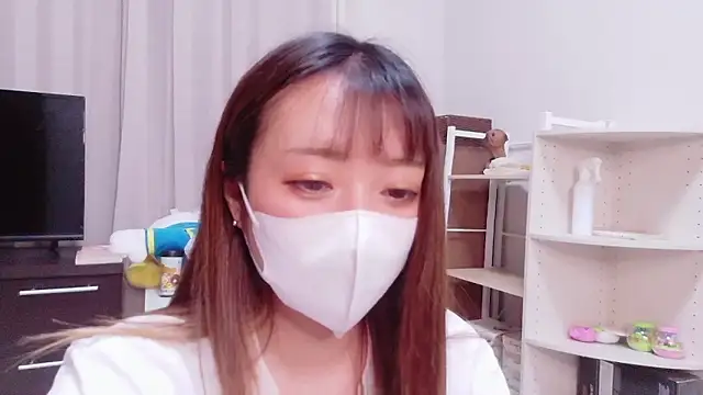Snapshot of ayu_yu_xo chatting on 05.14.26 ayu yu xo online show from 05.14.26