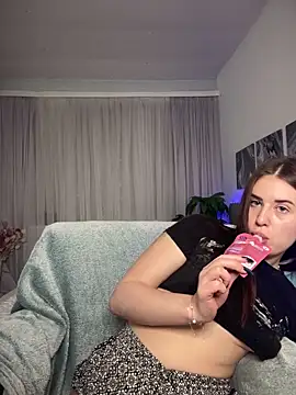 Milkissss online show from 02.21.25