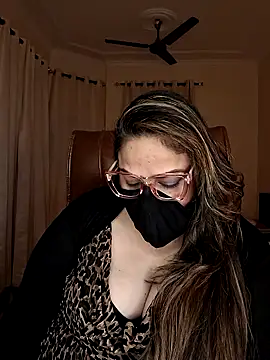 SEXY-Sardarni online show from 01.30.25