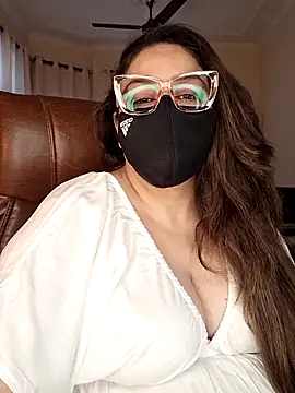Snapshot of SEXY-Sardarni chatting on 06.12.26 SEXY-Sardarni online show from 06.12.26
