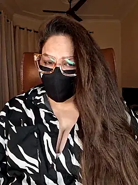 Snapshot of SEXY-Sardarni chatting on 06.13.26 SEXY-Sardarni online show from 06.13.26