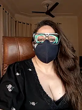 Snapshot of SEXY-Sardarni chatting on 07.18.26 SEXY-Sardarni online show from 07.18.26