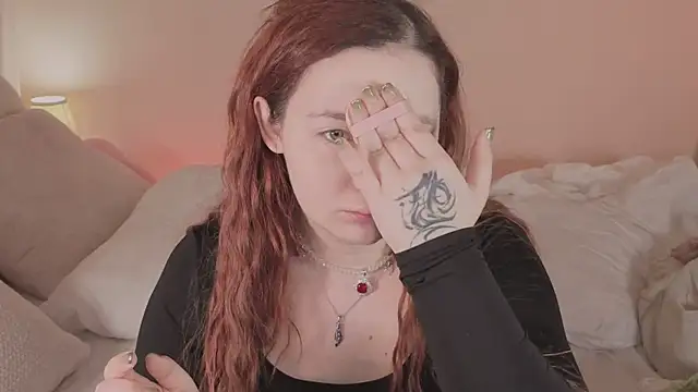 carolina elf online show from 11.14.25