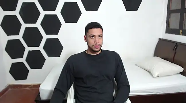 Jhors  Collens online show from 01.22.25