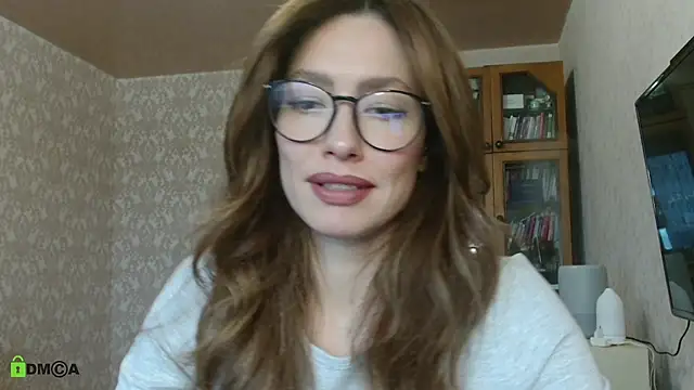 Snapshot of alicia_spicy chatting on 10.18.25 alicia spicy online show from 10.18.25