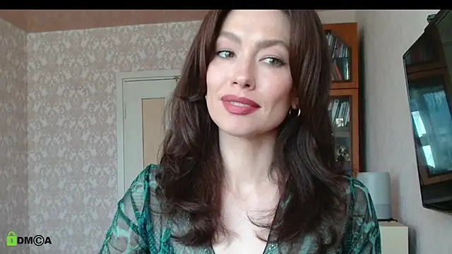 Snapshot of alicia_spicy chatting on 06.12.26 alicia spicy online show from 06.12.26