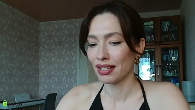 Snapshot of alicia_spicy chatting on 06.27.26 alicia spicy online show from 06.27.26