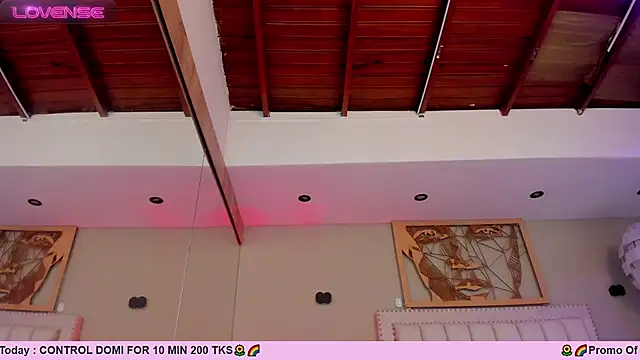 Snapshot of _AlejaCruz_ chatting on 02.23.25 AlejaCruz online show from 02.23.25