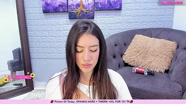 Snapshot of _AlejaCruz_ chatting on 03.12.25 AlejaCruz online show from 03.12.25