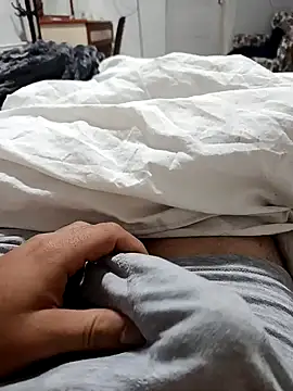 Snapshot of serkanhrc chatting on 10.18.25 serkanhrc online show from 10.18.25