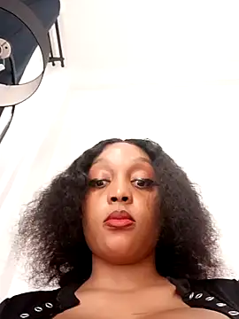 Busty Bambi online show from 12.22.24