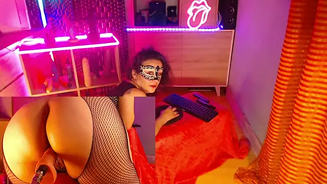 Snapshot of Maria_A_MUDA chatting on 03.06.25 Maria A MUDA online show from 03.06.25