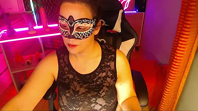 Snapshot of Maria_A_MUDA chatting on 03.13.25 Maria A MUDA online show from 03.13.25