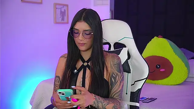 Marianamonroe  online show from 04.01.26