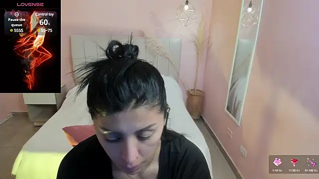 Snapshot of tiffani__love chatting on 01.11.25 tiffani love online show from 01.11.25