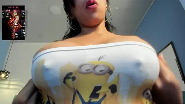 Snapshot of tiffani__love chatting on 02.26.25 tiffani love online show from 02.26.25