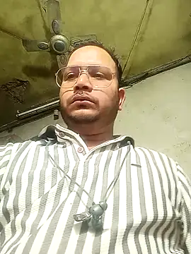 DeepakXxxR86 online show from 02.21.26