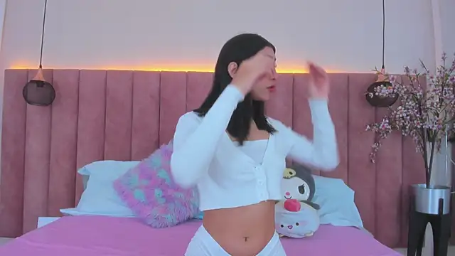 Snapshot of MarianaBranzz chatting on 01.23.25 MarianaBranzz online show from 01.23.25