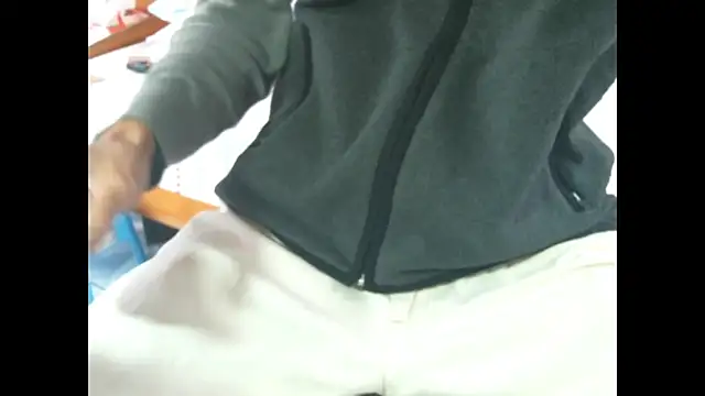 triangle0623 online show from 12.14.25