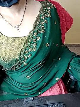 Snapshot of Nithya_05 chatting on 01.17.26 Nithya 05 online show from 01.17.26