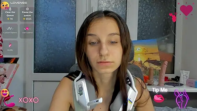  Nika Kik online show from 10.17.25