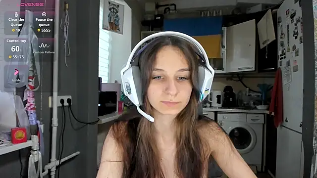 Snapshot of _Nika_Kik chatting on 05.23.26 Nika Kik online show from 05.23.26