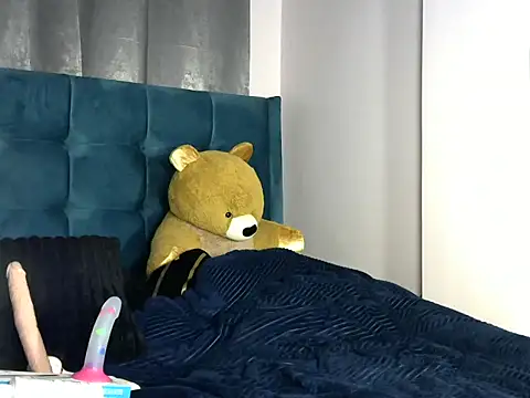 Petite lexii online show from 11.11.25