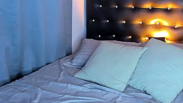 alicerizooo online show from 03.12.25