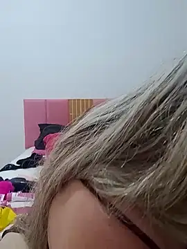 Snapshot of titiasexy chatting on 11.28.25 titiasexy online show from 11.28.25