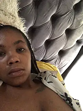 Nicole Liam  online show from 01.17.26