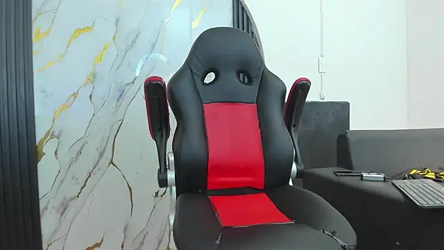 Hottwinkguys online show from 10.15.25