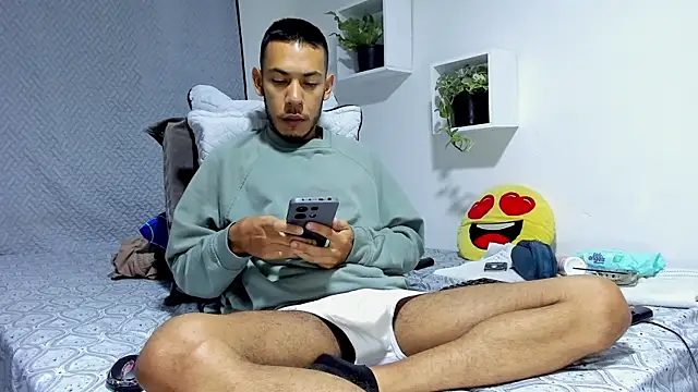 Aronxxs online show from 02.11.25